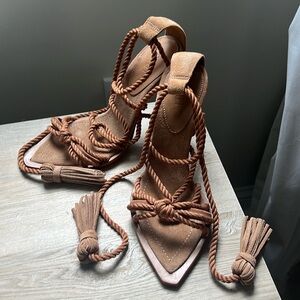 Schultz strappy sandals NWOT